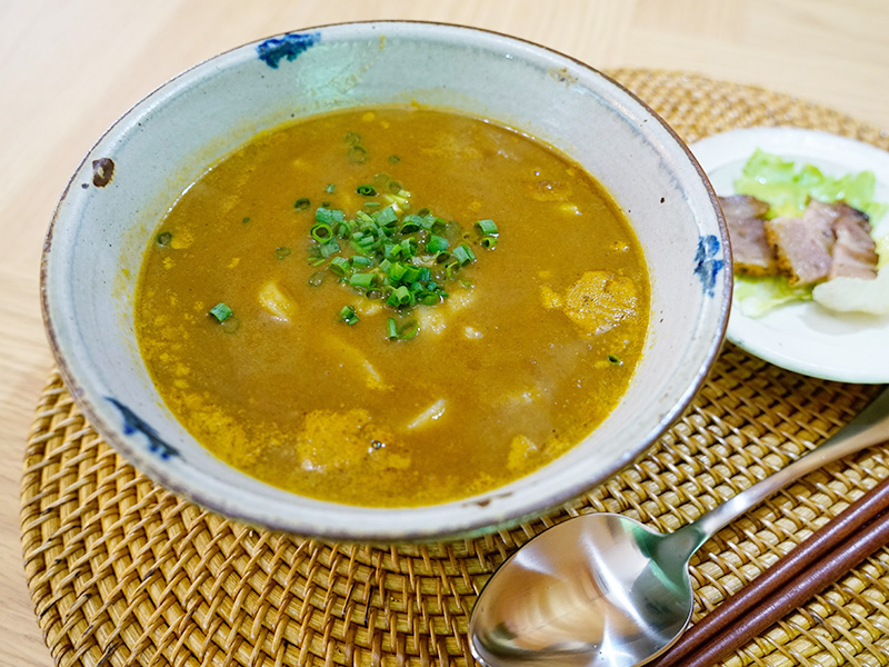 カレーうどん＋ちょこっとベーコン